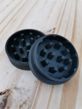 Charger l'image dans la galerie, Grinder CBD Social Club