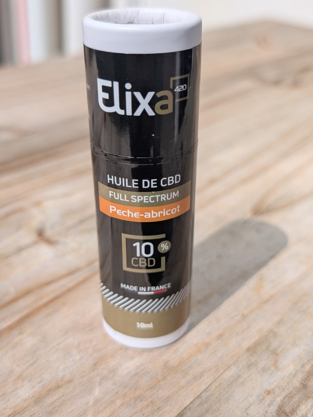 HUILE CBD BIO 10% Peche abricot Le CBD social club